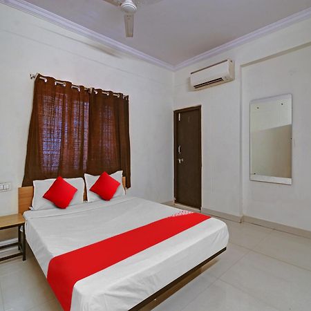 Hotel O Svr Silver Key Lingampalli Extérieur photo