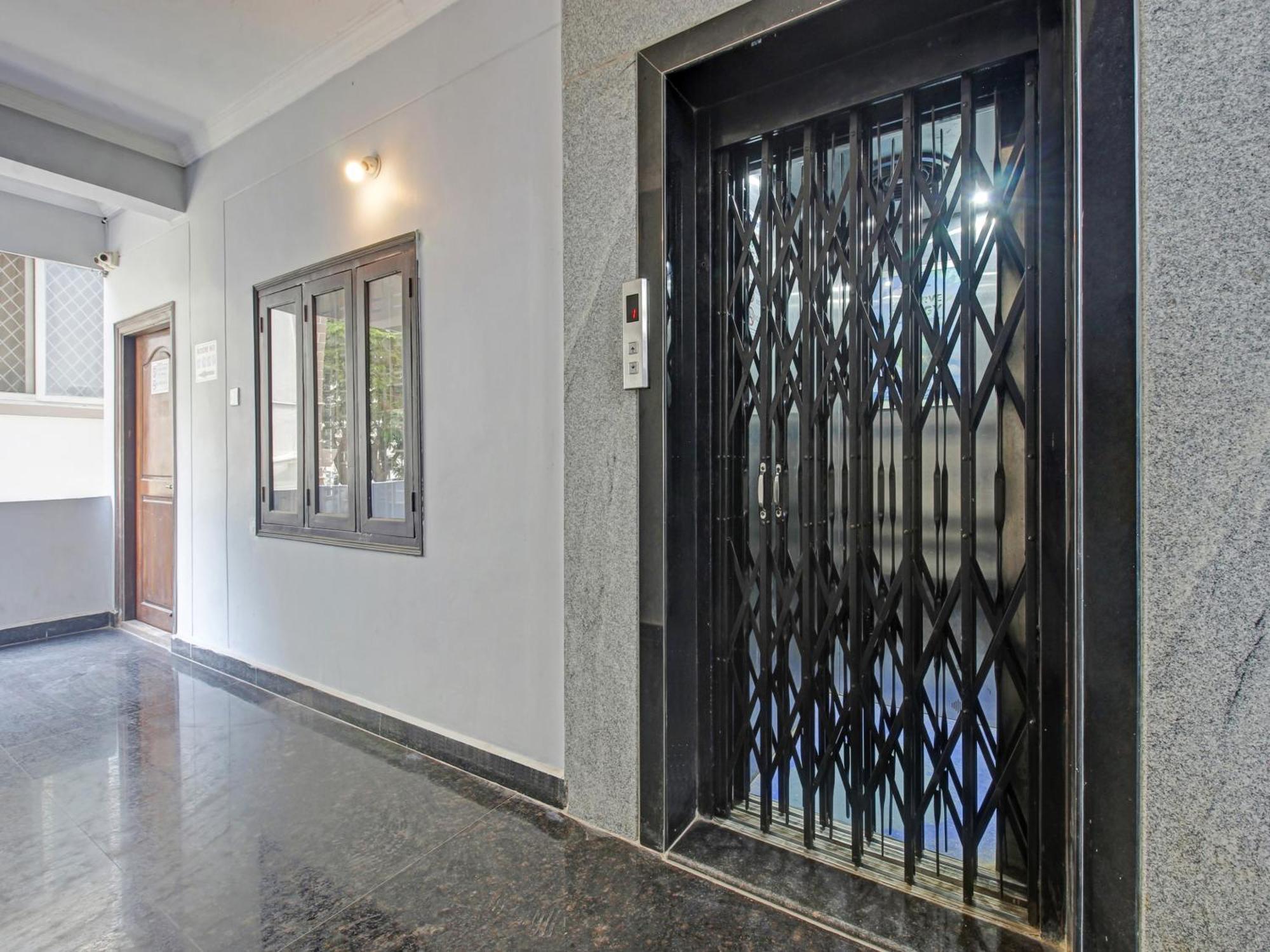 Hotel O Svr Silver Key Lingampalli Extérieur photo