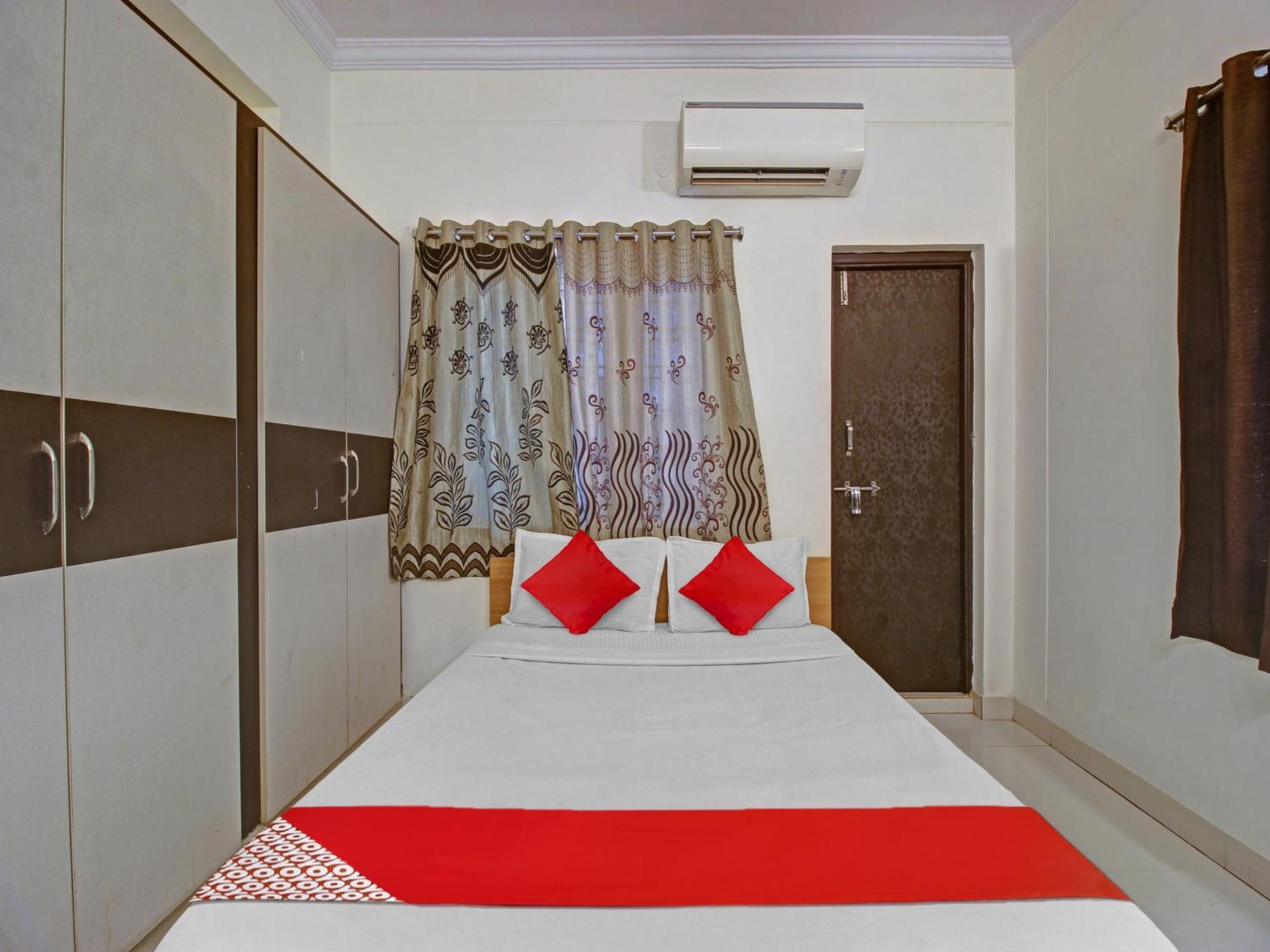 Hotel O Svr Silver Key Lingampalli Extérieur photo